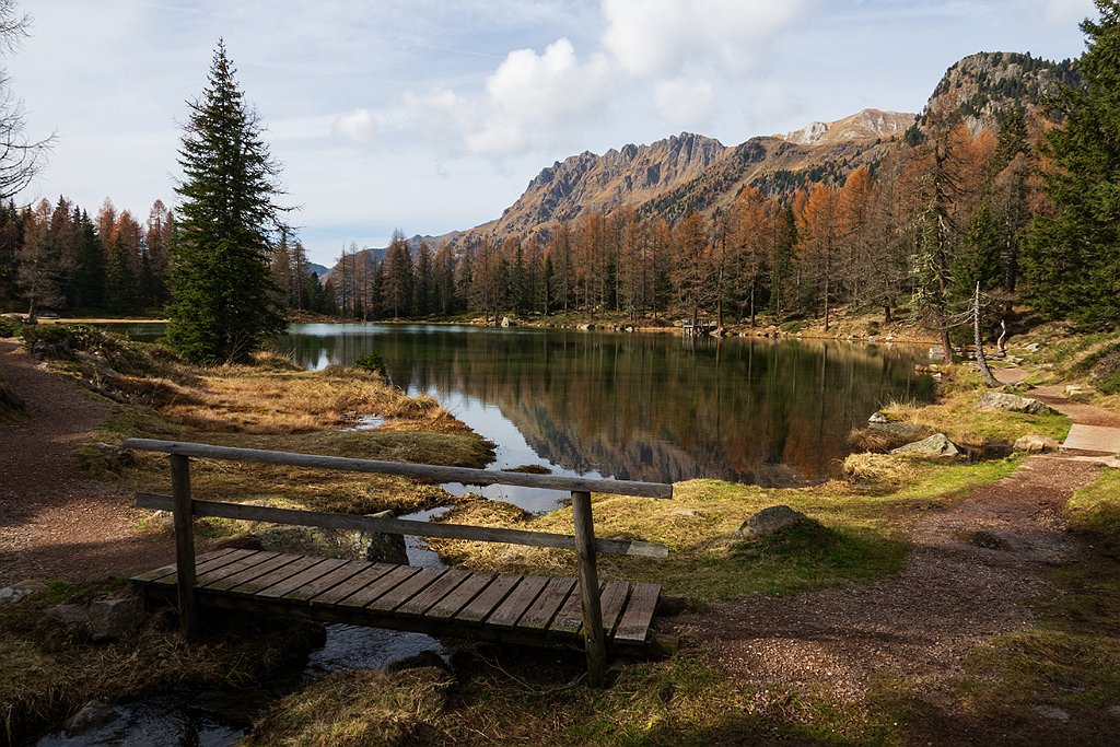 GAROLLO LUISA-TEMA A- AUTUNNO LAGO S. PELLEGRINO.jpg